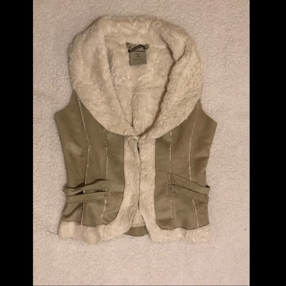Beige Faux Suede Vest✨✨